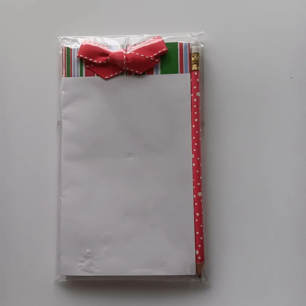 NEW Notepads Bundle of 3, Tall with Magnet, Gratitude Challenge, Talbots